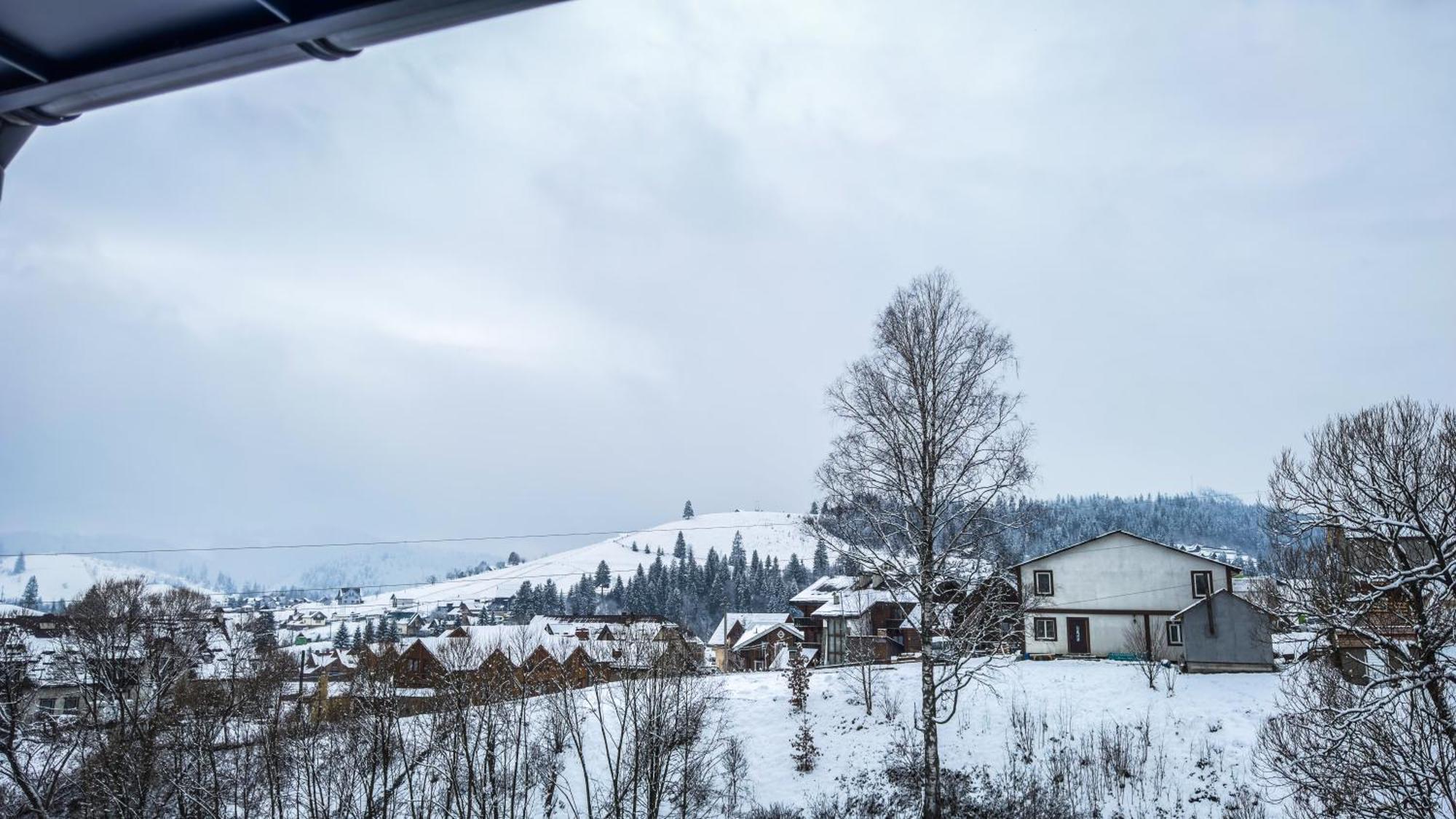 Lion Hotel Bukovel Exterior foto