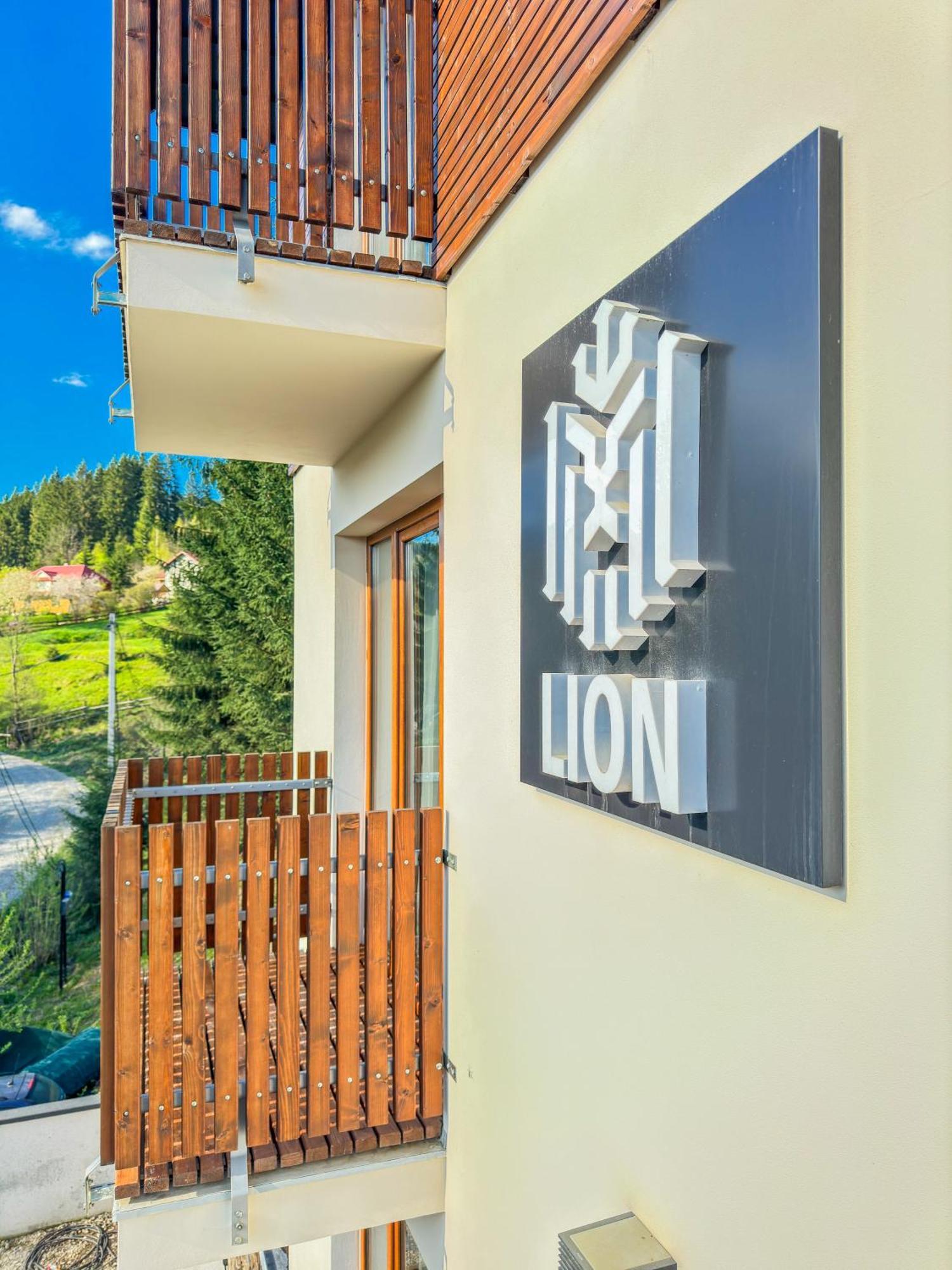 Lion Hotel Bukovel Exterior foto