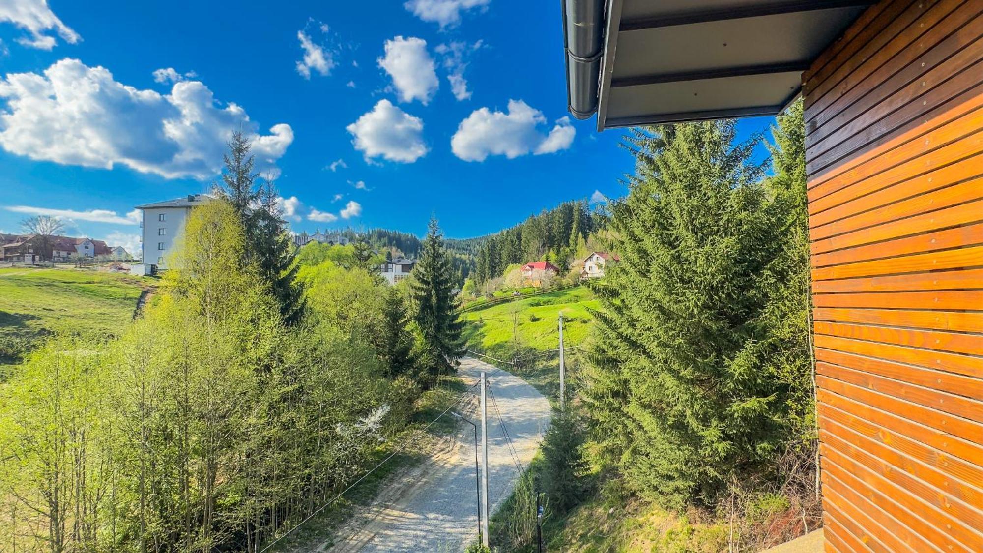 Lion Hotel Bukovel Exterior foto
